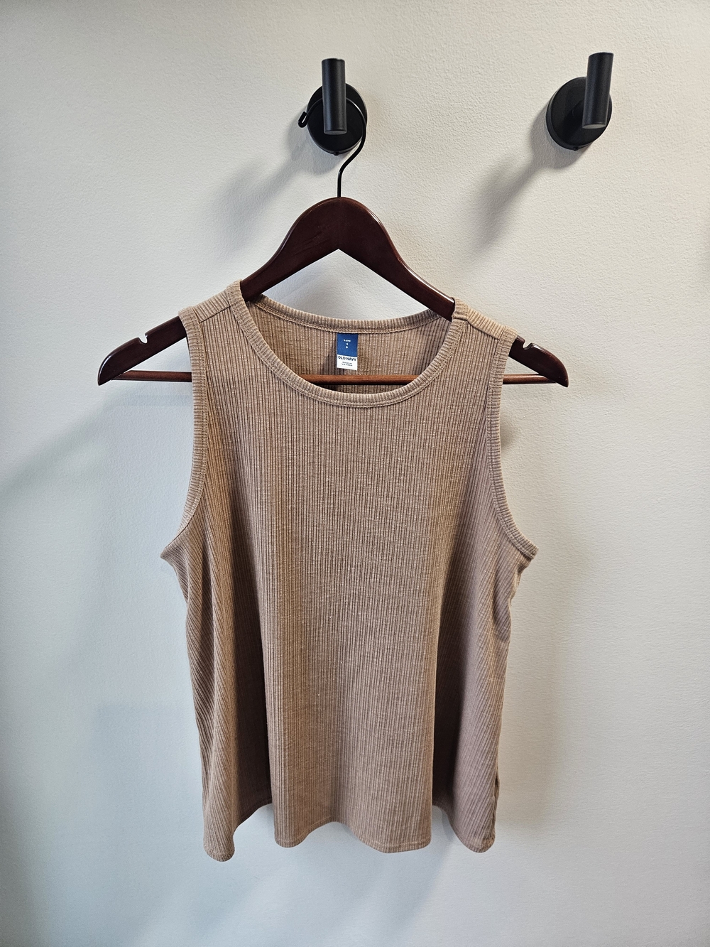 Old Navy Ribbed Sleeveless Tank Top in Beige
